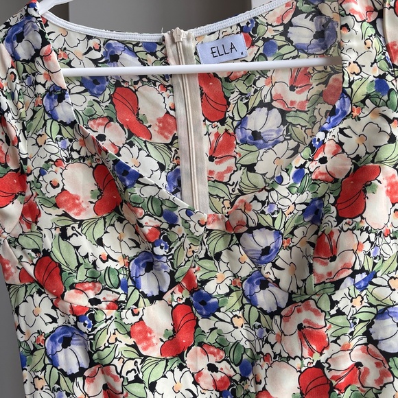 Ella Printed Maxi Dress with slit - Picture 7 of 8